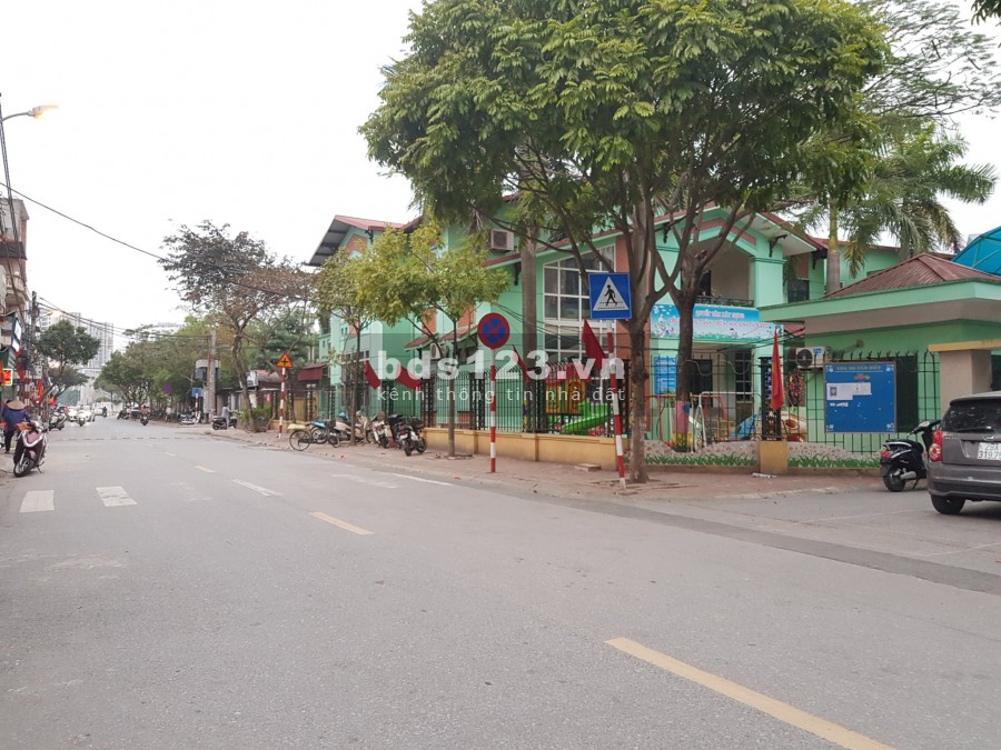 BÁN ĐẤT GIANG BIÊN - 37M - CÁCH MẦM NON GIANG BIÊN 30M, ĐƯỜNG Ô BÀN CỜ [1.35 TỶ]