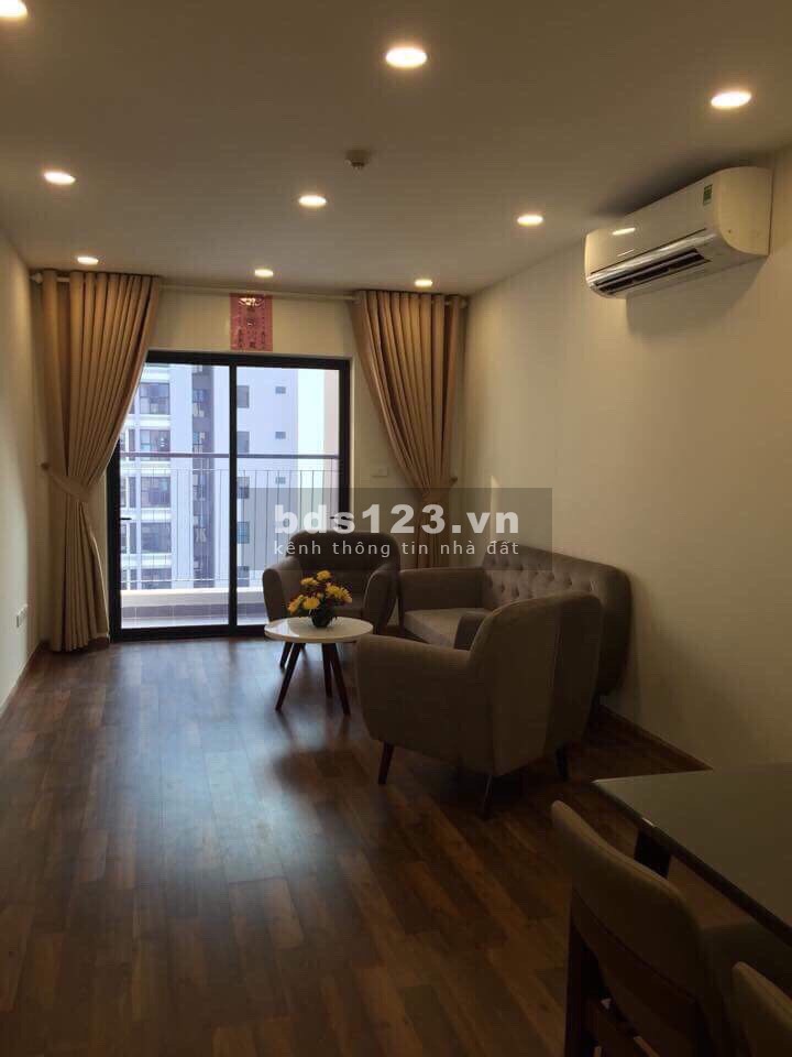 Cần bán gấp căn sáng 2 ngủ giá chỉ 2.35 tỷ, đầy đủ nội thất tại Goldmark City. LH 0949648705.
