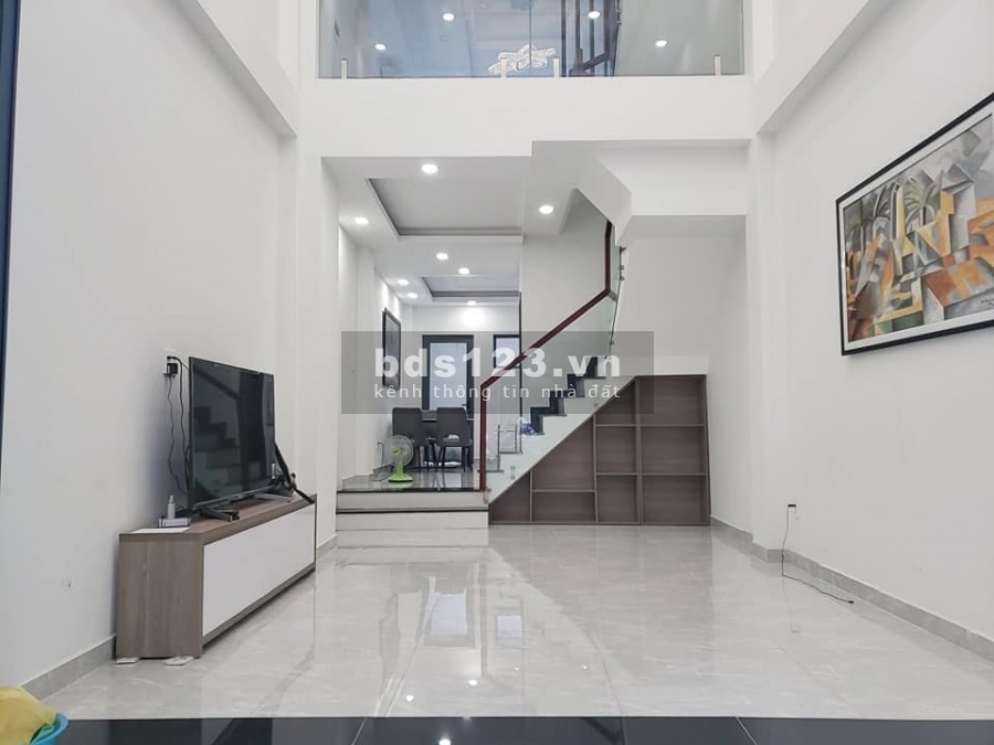 Đường Ba Tháng Hai, 51 m2 (4* 12.5 ), 5 tầng, phường 14, Quận 10, giá 12 tỷ