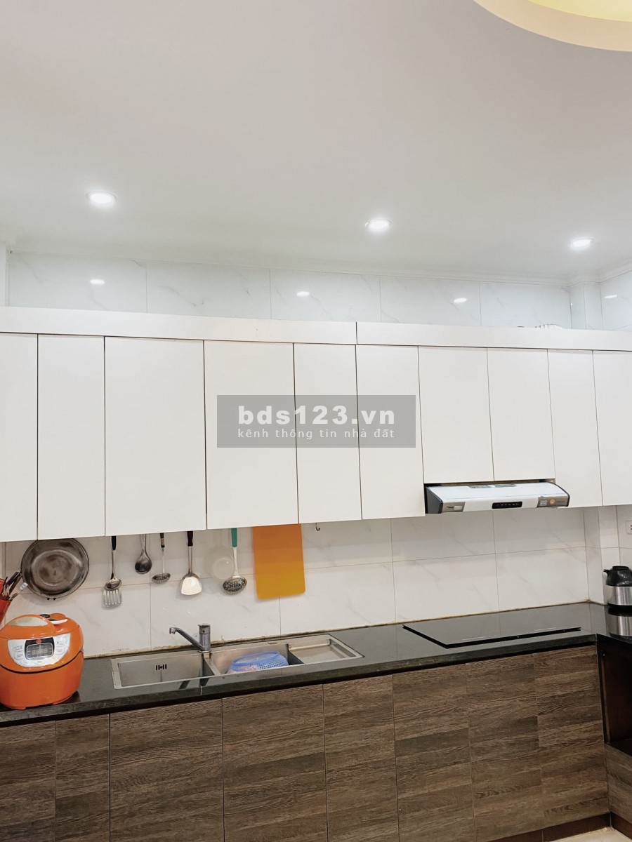 BÁN NHÀ Thịnh Quang - TÂY Sơn 40m chỉ 3,4 tỷ