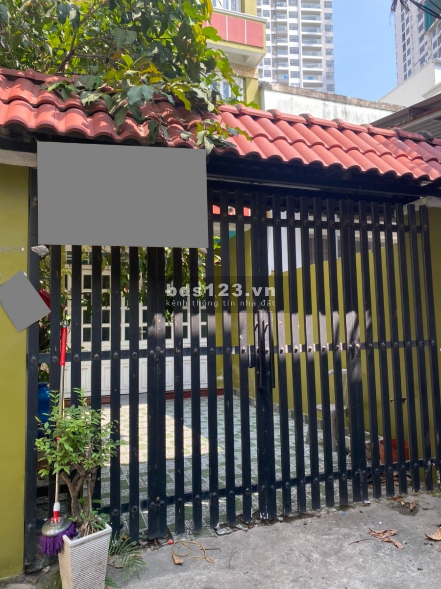 Bán nhà 2 lầu CN 200m lô nhì MT Đường Hoàng Quốc Việt P.Phú thuận Q7
