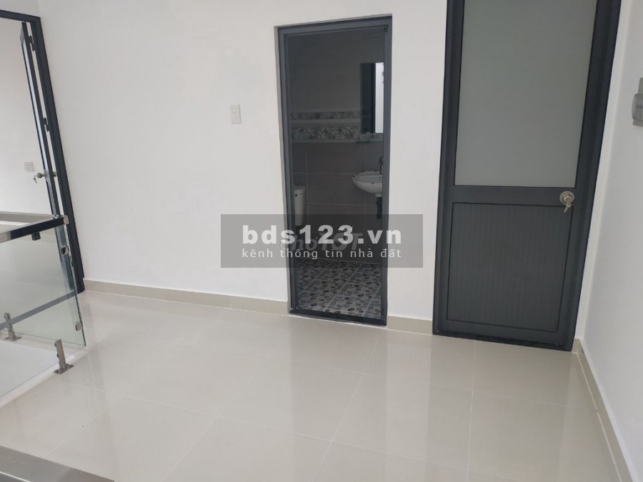 Mua nhà gần chợ Bình Chánh rinh ngay bao lì xì trị giá 100tr