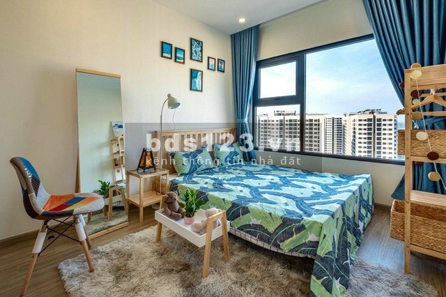 Chủ nhà cần bán gấp căn hộ Vinhomes Grand Park Q9 căn 1PN+ view sông và hồ bơi nội khu giá 1.72 tỷ.Liên hệ 0363583647