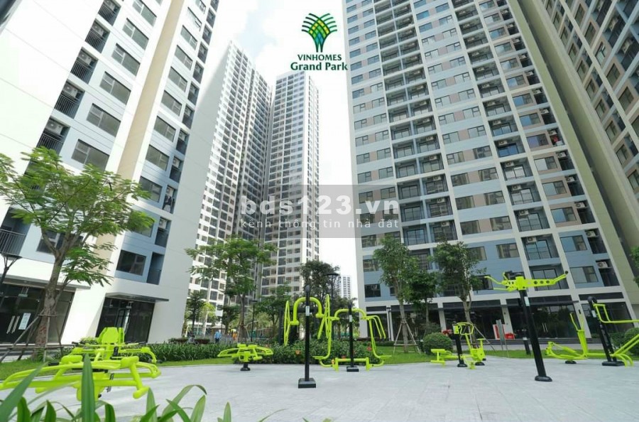 Chủ nhà cần bán gấp căn hộ Vinhomes Grand Park Q9 căn 1PN+ view sông và hồ bơi nội khu giá 1.72 tỷ.Liên hệ 0363583647