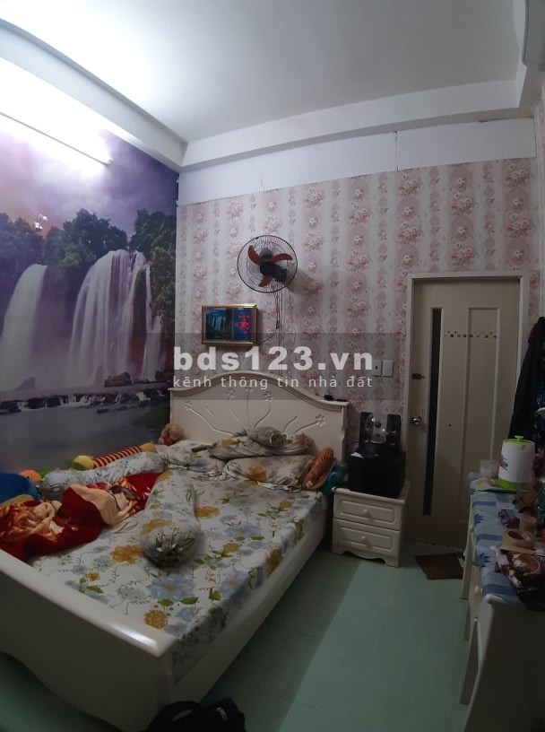 Bán nhà Cách Mạng Tháng 8 Phường 10 Quận 3 5 tầng giảm 700 triệu còn 5.5 tỷ