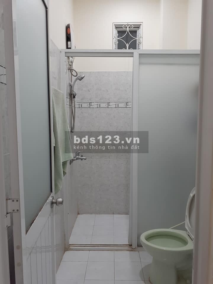 Bán nhà Cách Mạng Tháng 8 Phường 10 Quận 3 5 tầng giảm 700 triệu còn 5.5 tỷ