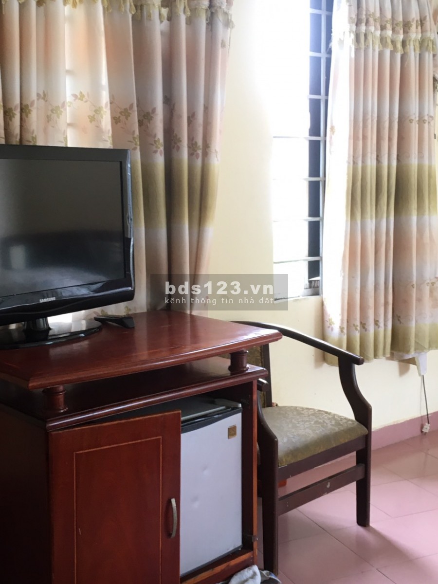 PHÒNG NỘI THẤT SẠCH ĐẸP MÁT MẺ NGAY GẦN NGUYỄN VĂN TRỖI