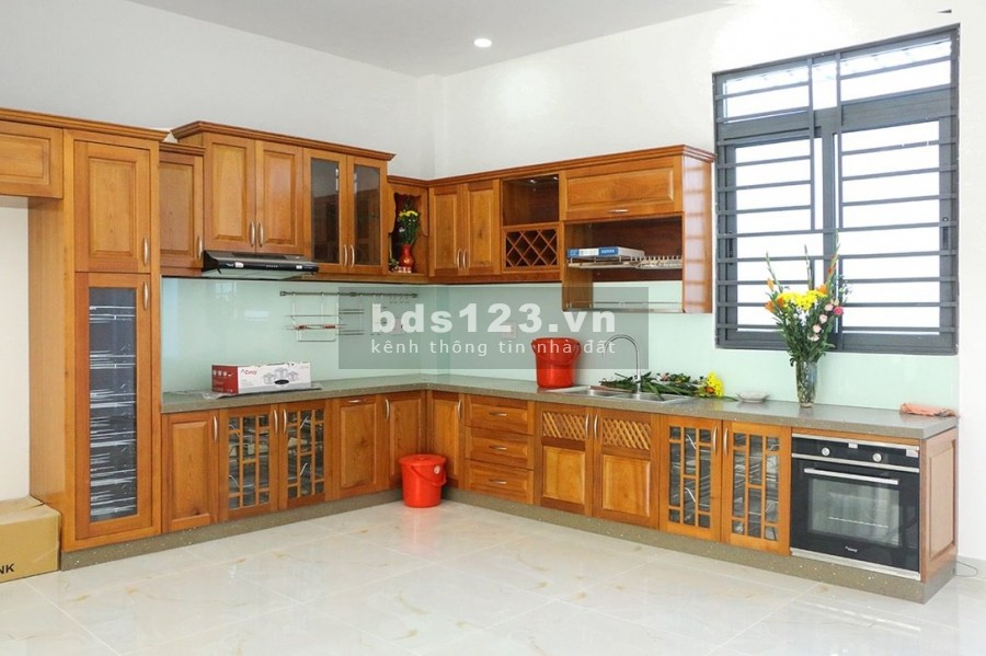Chính chủ bán gấp căn nhà mặt tiền Đinh Đức Thiện, 90m2, 1 trệt 2 lầu, 3PN, 3WC. LH: 079394749
