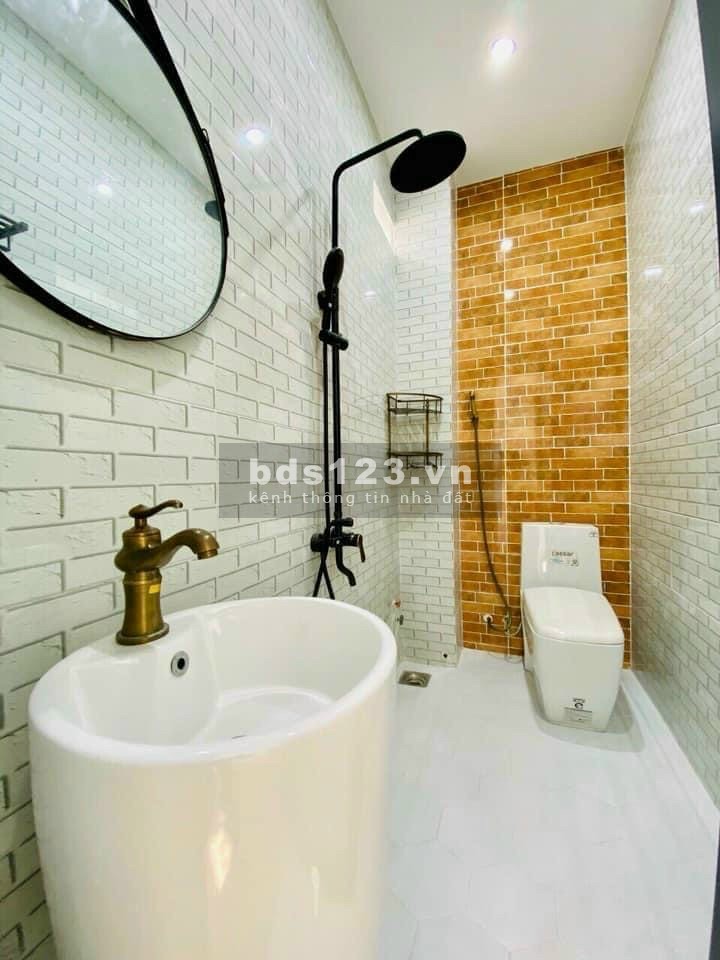 Bán Nhà HXH Đường Nguyễn Bặc P.3 TB. 50m2, 5 Lầu 5PN Gía Rẻ.