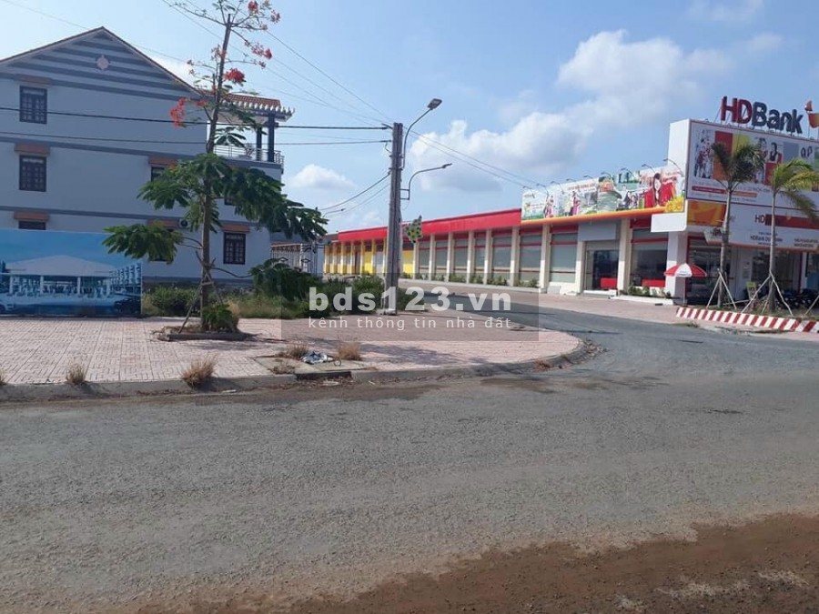 BÁN đất nền TT Thạnh Phú cách kcn 300m giá đầu tư F1