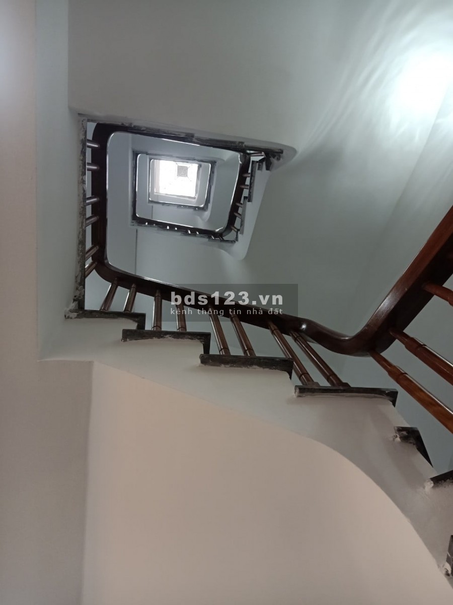 BÁN NHÀ MỚI XÂY 5 TẦNG 42M2 ĐƯỜNG LÁNG CHỈ 4,3 TỶ.