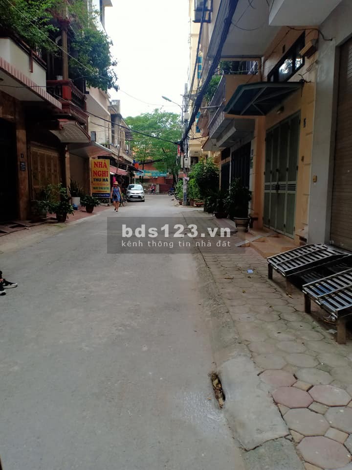 Bán nhà phân lô ô tô tránh Doãn Kế Thiện Cầu Giấy 5 tầng 55m2 giá 9.2 tỷ.