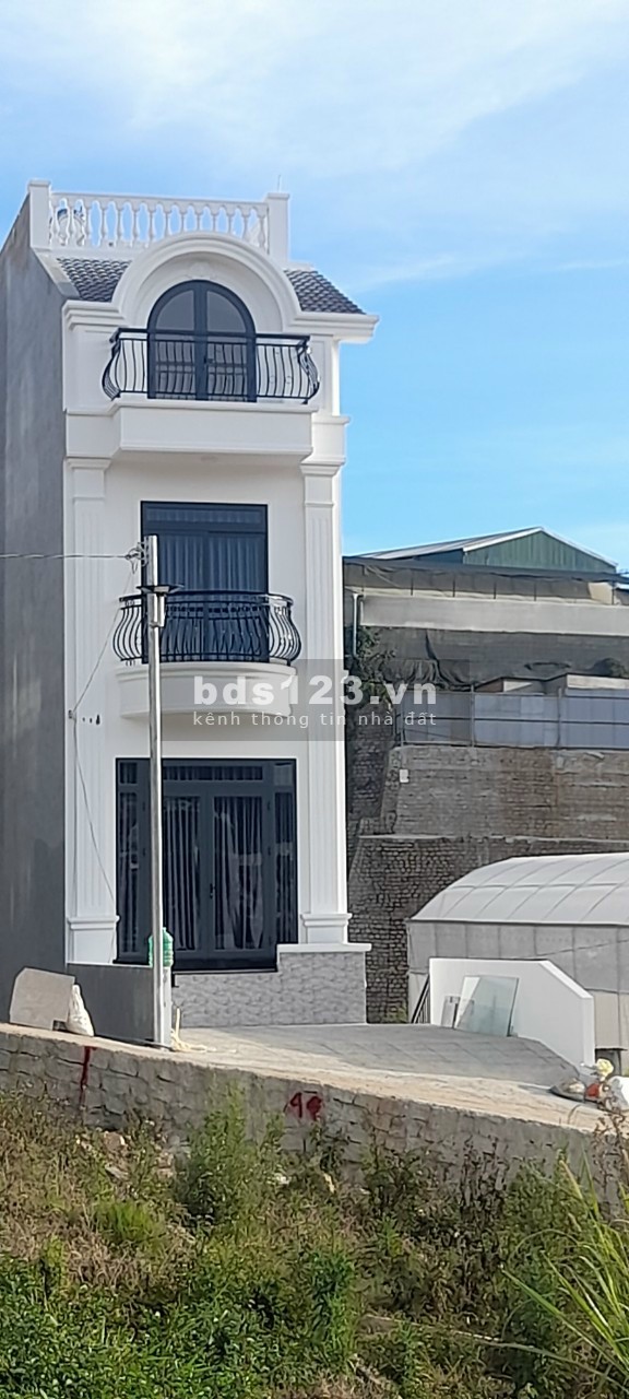 Nhà đất đà lạt cần bán nhà Đà Lạt có view đẹp thích hợp cho việc đầu tư sinh lời làm khu nghĩ dưỡng