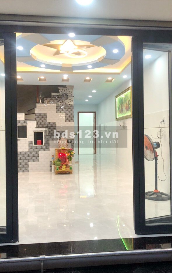 Nhà mới lầu 3pn (vào ở ngay) hẻm Nguyễn Thị Tần P1 Q8