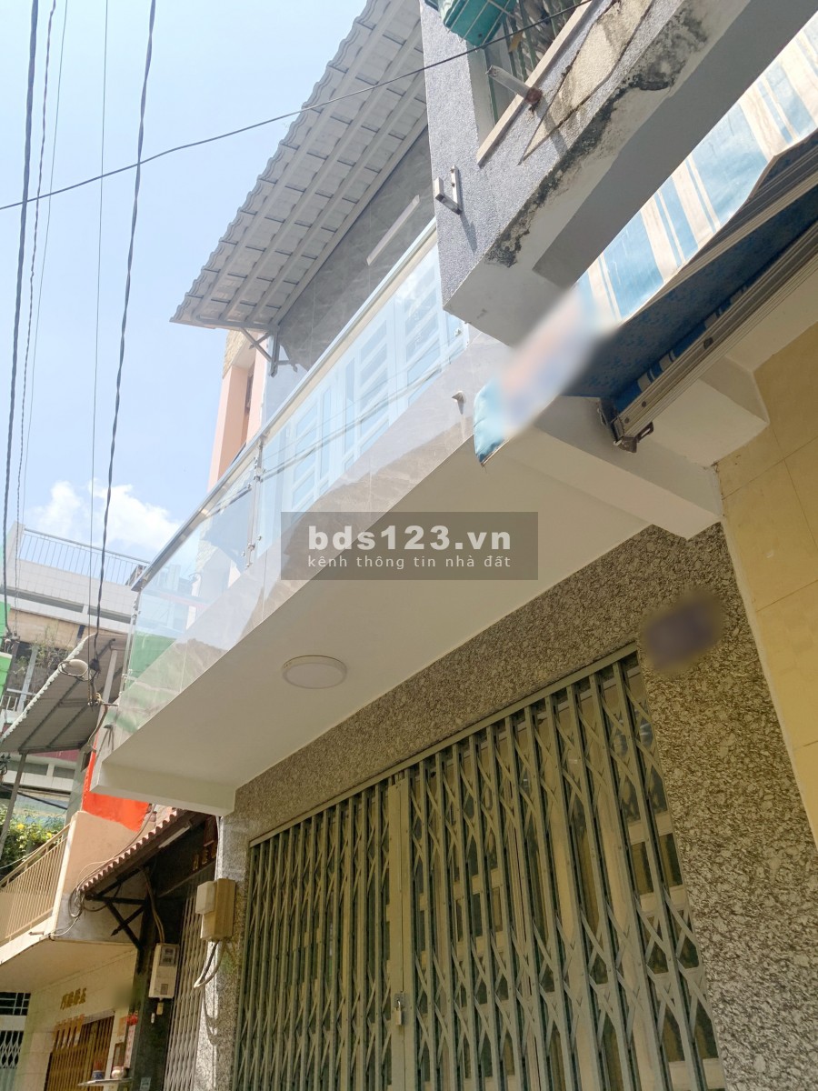 Nhà mới (3.7*9.5m/NH4.6m/lầu) hẻm Minh Phụng P10 Q11