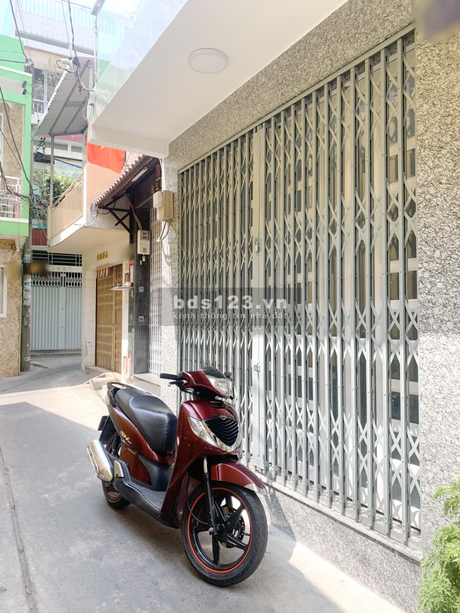 Nhà mới (3.7*9.5m/NH4.6m/lầu) hẻm Minh Phụng P10 Q11