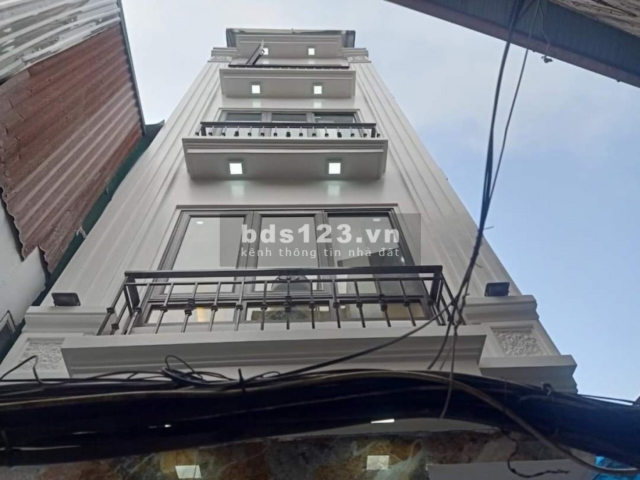 Bán Nhà Đường Láng, Lô Góc 3 Thoáng, 30m Ra Phố, 45m2 X 5 Tầng.