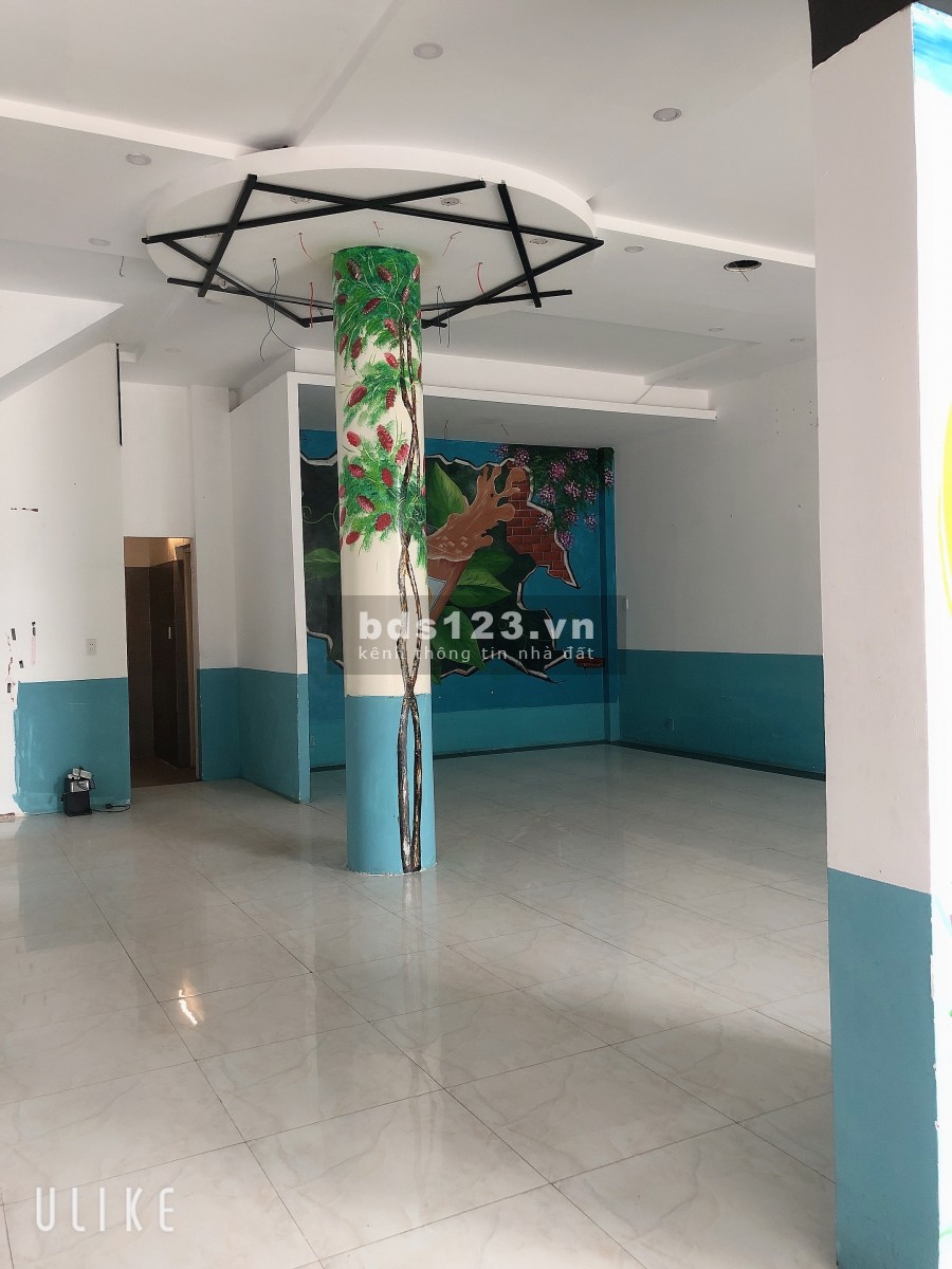 Cho thuê nhà đường quang trung quận hải châu đà nẵng ngang 10M giá 32 triệu 160m2