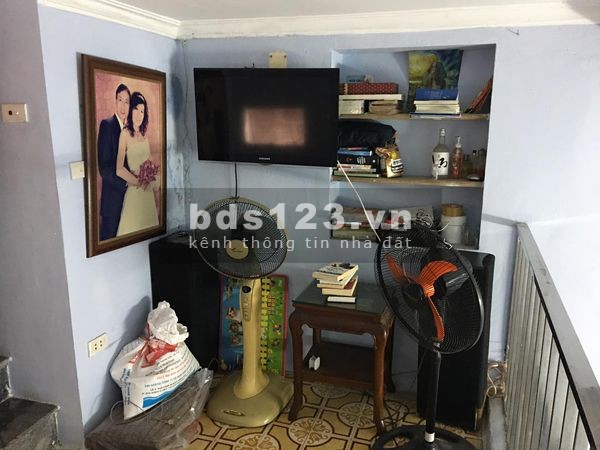 Bán nhà Ngõ 136 Tây sơn, ô tô 7 chỗ đỗ cửa giá trào 2,9 tỷ xem nhà free