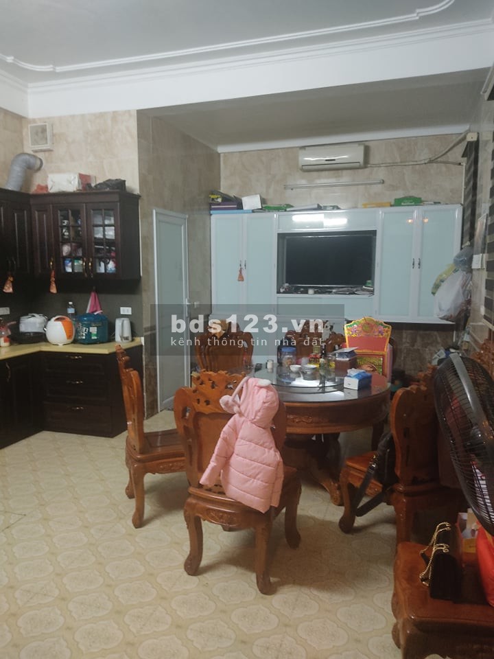 Bán Nhà Phố Văn Quán Hà Đông 90m2 5T Mt5m Giá 13.5 Tỷ Nhà Mới Lô Góc Vỉa Hè
