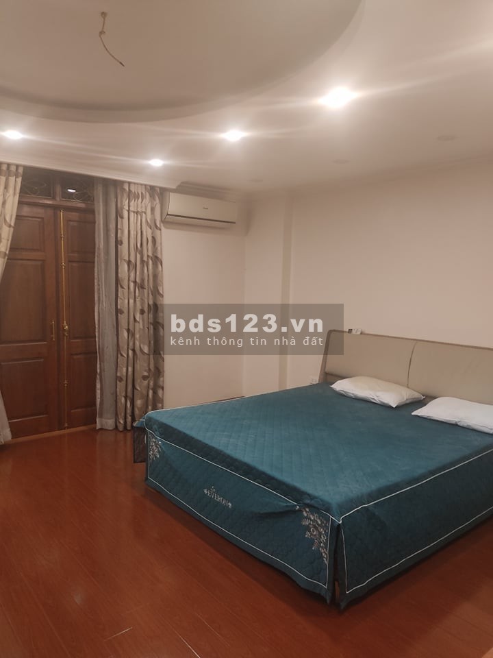 Bán Nhà Phố Văn Quán Hà Đông 90m2 5T Mt5m Giá 13.5 Tỷ Nhà Mới Lô Góc Vỉa Hè