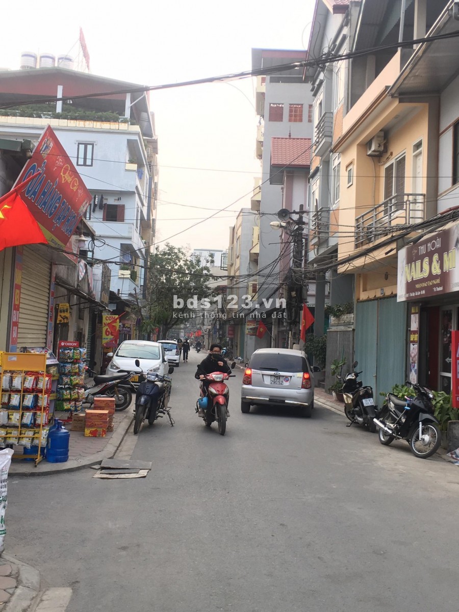 Đất mặt đường Cửu Việt 1, kinh doanh tốt chỉ 3 tỷ 525tr. Lh: 0964167063