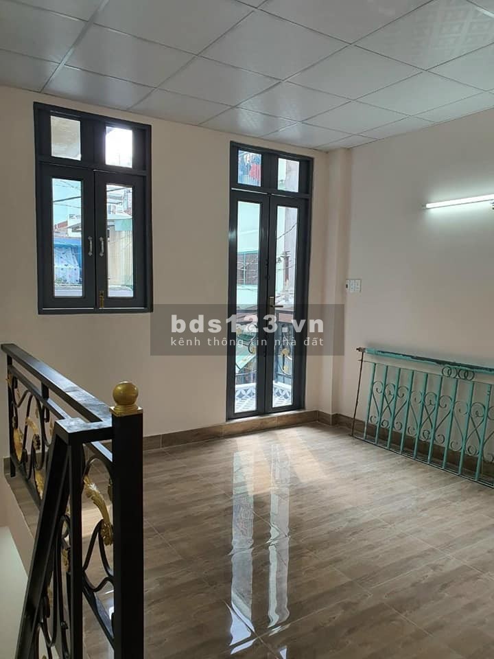 Bán Nhà hẽm Quận 11 – nhà đẹp vào ở ngay Gía Chỉ 2.45 TỶ