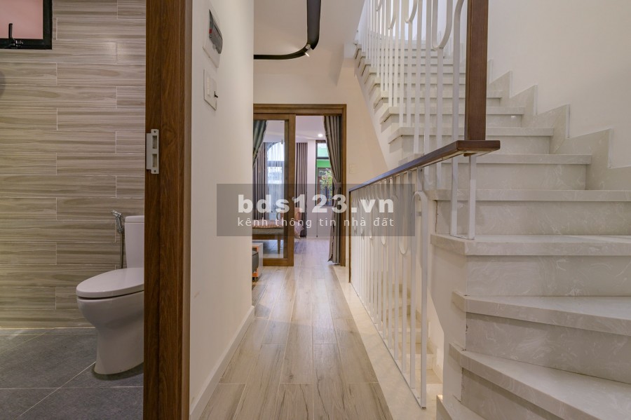Ở + KD Thời trang mặt hồ XÃ ĐÀN – Nam Đồng, 60m2 MP Trần Hữu Tước