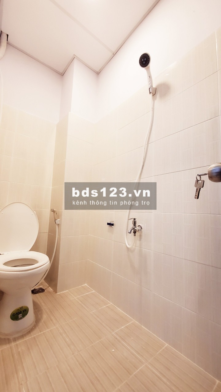 PHÒNG FULL NỘI THẤT, CỬA SỔ THOÁNG MAT