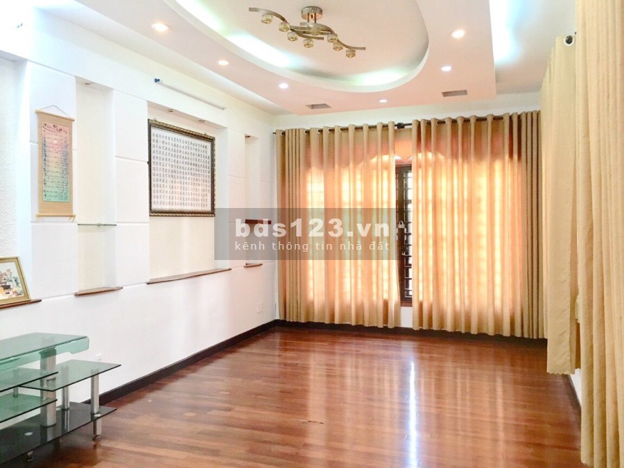 Bán biệt thự sang trọng 3.5 tấm đường 328 Cao Lỗ P4 Q8