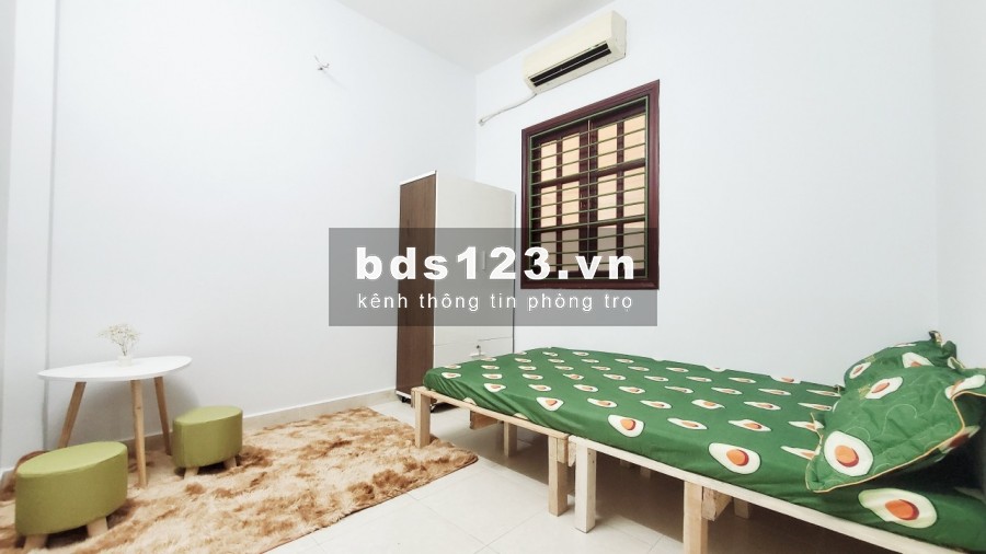 Phòng full nội thất, cao cấp, cửa sổ thoáng mát