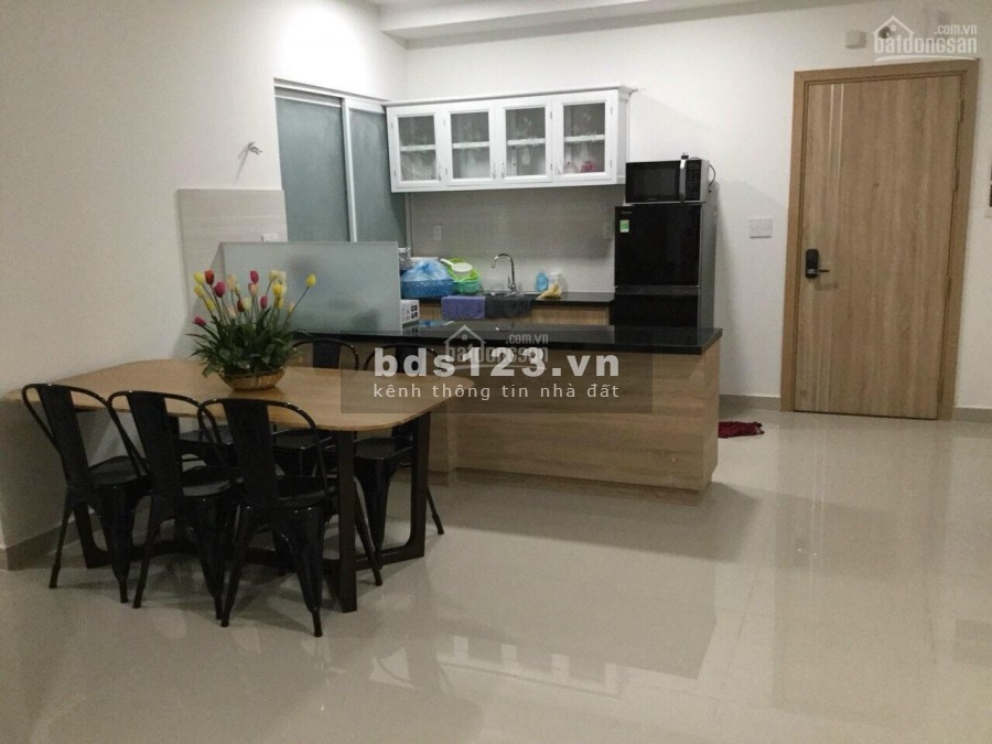 Chung cư Saigon Gateway cần cho thuê giá 8 triệu/tháng, dtsd 92m2, 3 PN, co sẵn đồ dùng sang trọng