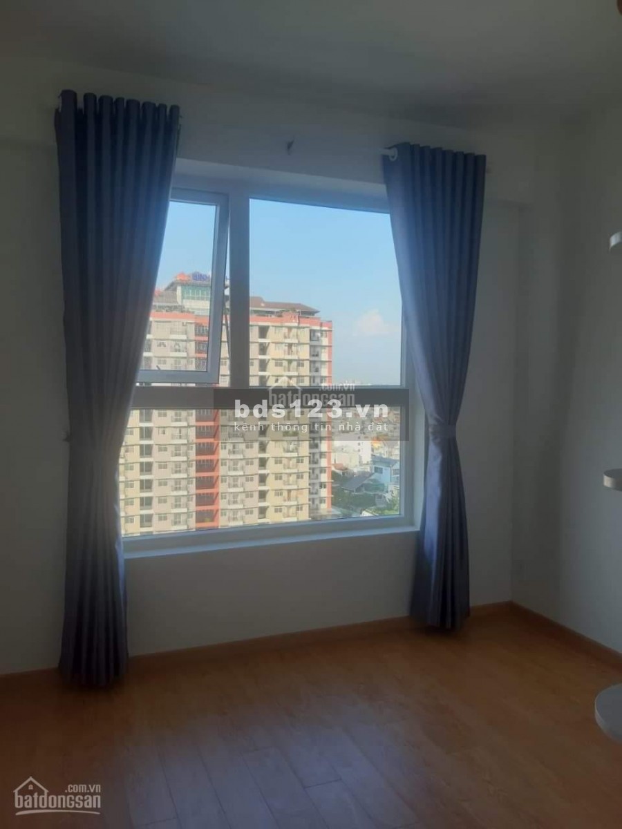 Có căn hộ tầng cao, view thoáng cần cho thuê giá 6 triệu/tháng, dtsd 70m2, 2 PN, cc Saigon Gateway