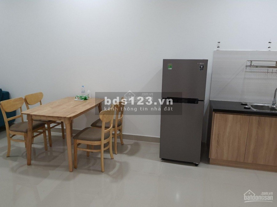Chung cư Saigon Gateway cần cho thuê giá 8 triệu/tháng, dtsd 92m2, 3 PN, co sẵn đồ dùng sang trọng