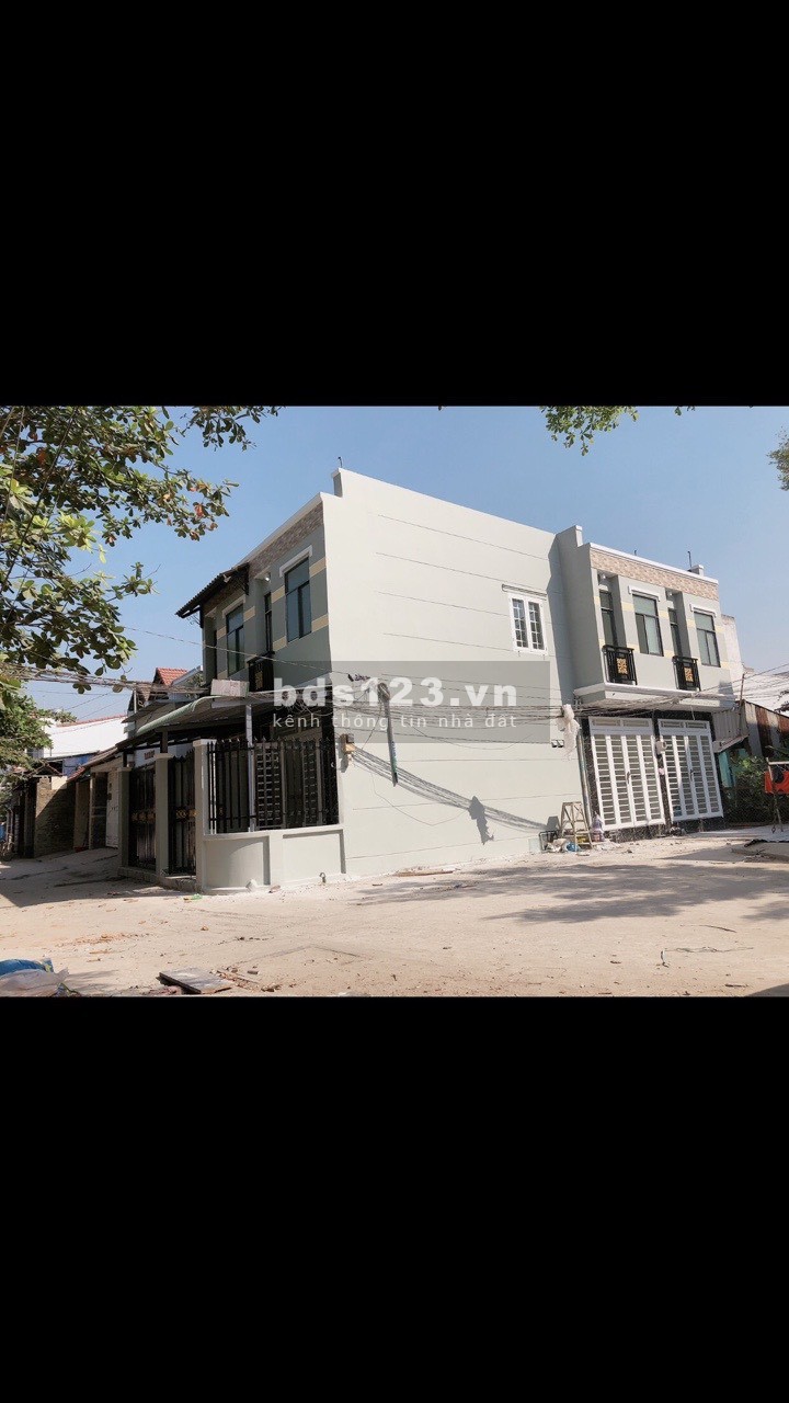 Bán nhà vị trí đẹp mặt tiền hẻm kinh doanh 1806 Huỳnh Tấn Phát , Nhà Bè.