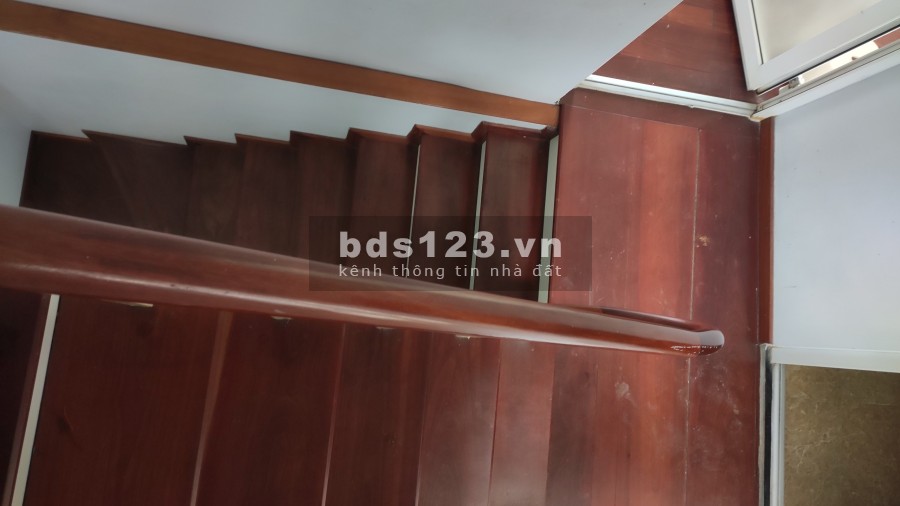 Bán nhà lô góc 5 tầng mặt phố Yên Hoa, mặt Hồ Tây 24m2 MT 4,2m giá 12 tỷ. LH 0912442669