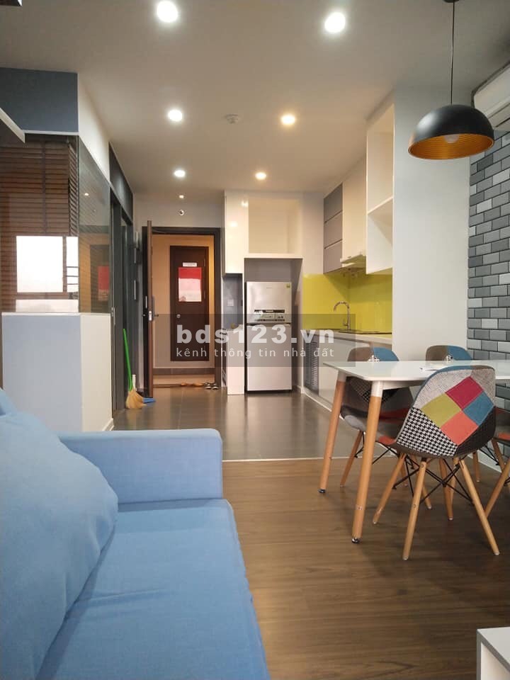 Bán căn hộ 2 phòng ngủ full nội thất khu vực sân bay The Botanica kiến trúc nhà đẹp