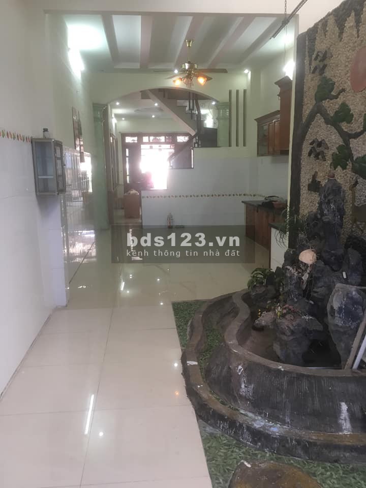 (Gò Vấp) Nhà mặt tiền to, đẹp, gấp bán, gần Phạm Văn Bạch, phường 12, dt 95m2, 4 tầng, giá 9.5 tỷ