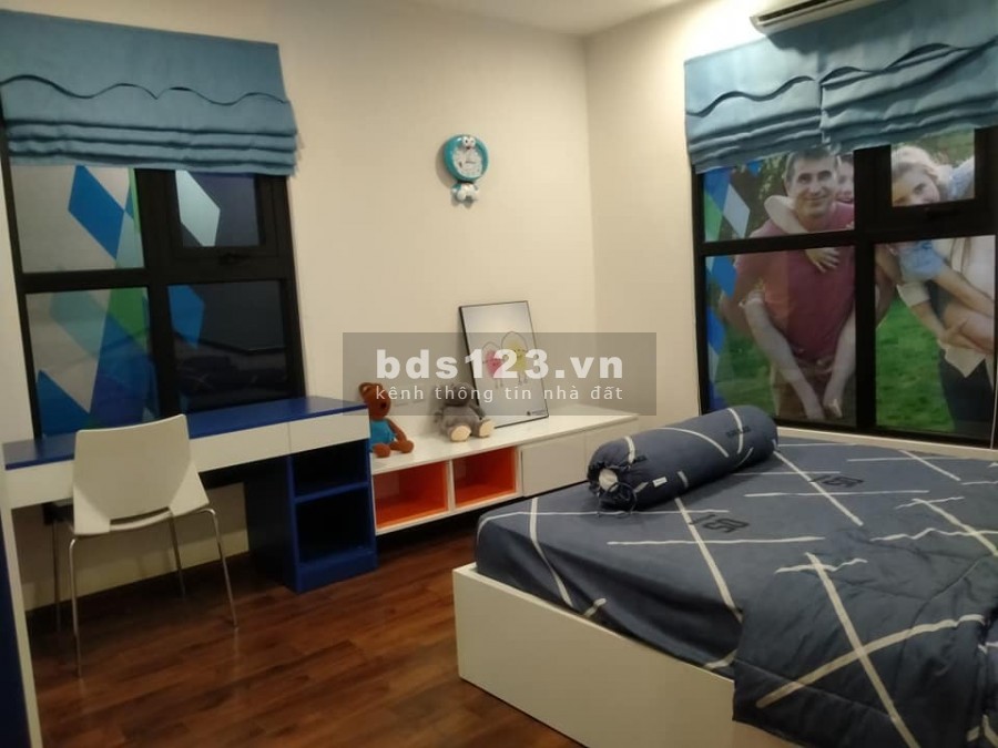 Bán gấp nhà ngõ 76 An Dương giá 2.4 tỷ, 46mx2 tầng Mới đẹp, Oto đỗ