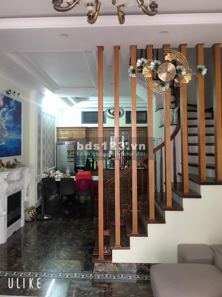 Bán nhà Khu Víp Quận Thanh Xuân DT 36m2, Giá 2.65 tỷ.