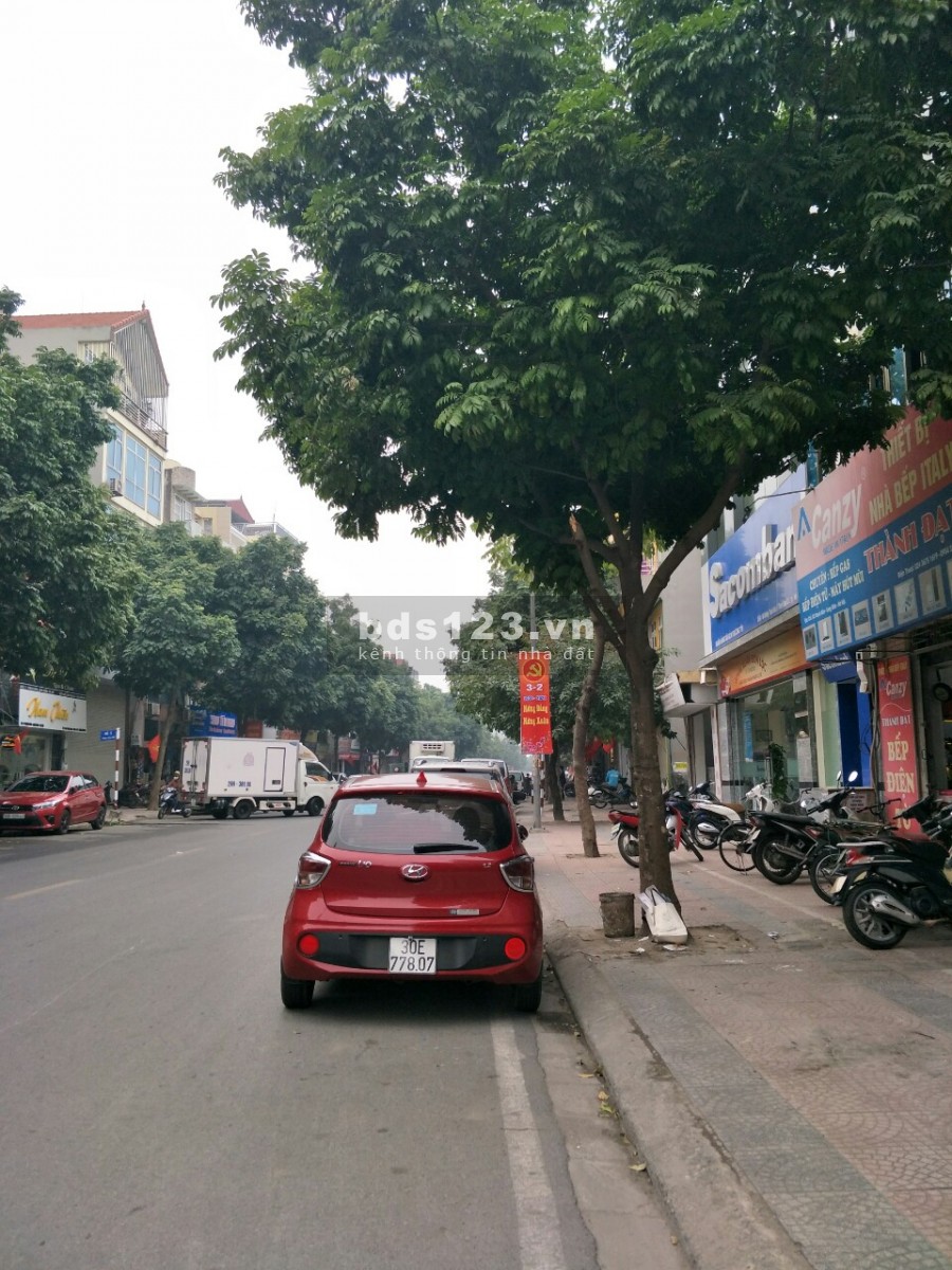 Bán nhà mặt Phố Thạch Bàn 75m2 x 5m, mặt tiền, C4, giá 10.9 tỷ. Kinh doanh đỉnh, Vỉa hè đá bóng.