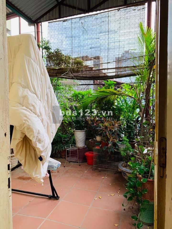 NHÀ LÔ GÓC GIẢI PHÓNG THANH XUÂN Ô TÔ TRÁNH 58M2. MT 6M 5.8 TỶ