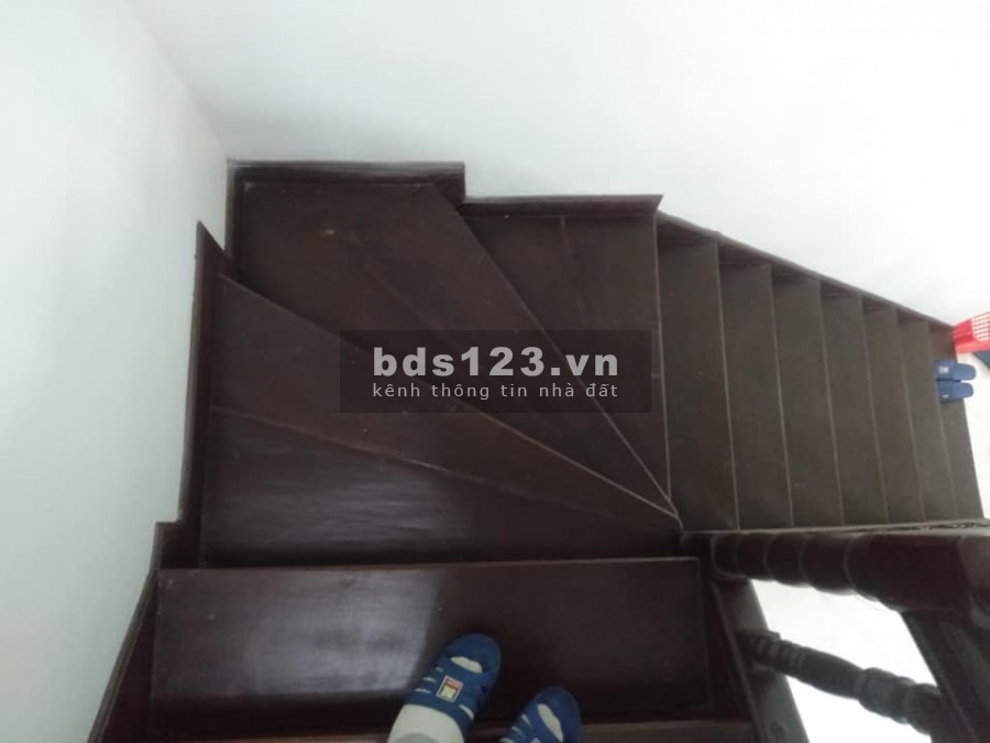 NHÀ PHÂN LÔ - CÁCH MẶT PHỐ HUỲNH THÚC KHÁNG 20M - MẶT NGÕ OTO TẢI TRÁNH - DT 52M2, MT 4,5M