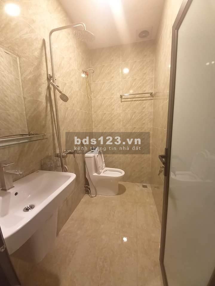 NHÀ MẶT PHỐ VỈA HÈ Ô TO TRÁNH HÀ ĐÔNG 70m chỉ 5.8 tỷ