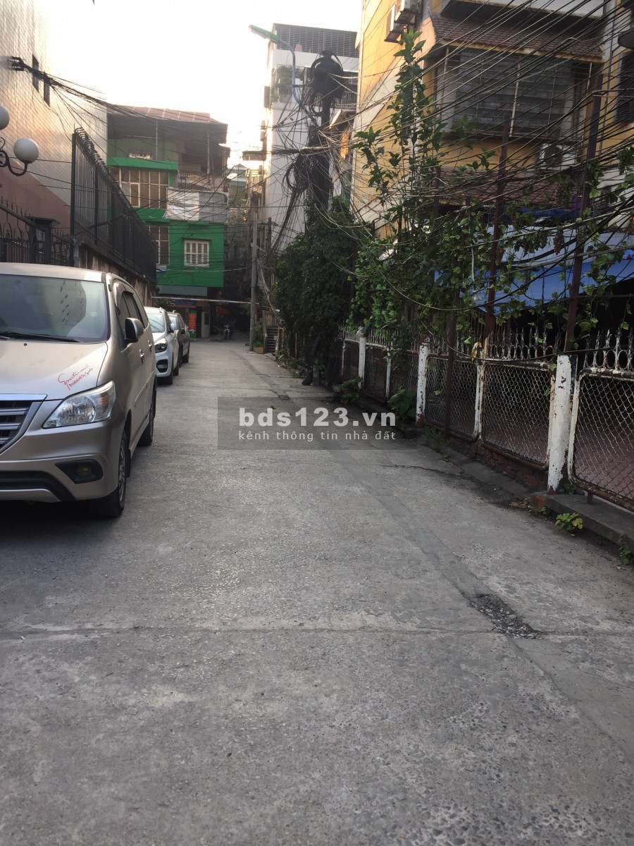 NHÀ LÔ GÓC GIẢI PHÓNG THANH XUÂN Ô TÔ TRÁNH 58M2. MT 6M 5.8 TỶ