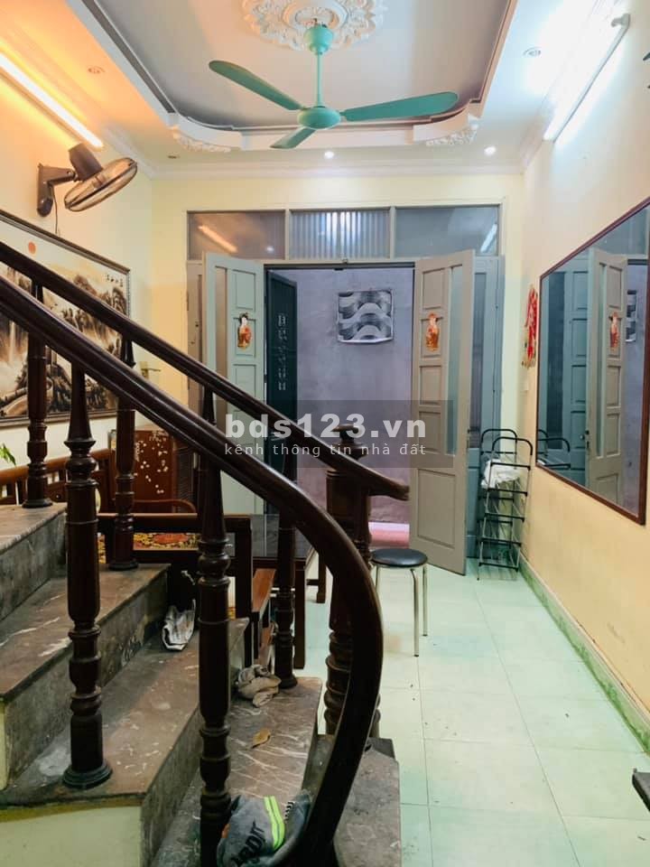 Bán gấp nhà ngõ 254 Minh Khai, 25m2* 5T,cách Ôtô tránh 10m, Ở luôn!