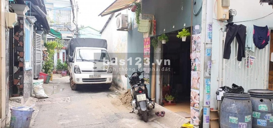 BÁN GẤP DÃY PHÒNG TRỌ 110M HẺM XE HƠI GẦN CHỢ ĐẦU MỐI THỦ ĐỨC