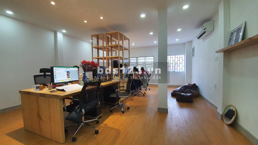 Cho thuê nhà 2 MT đường số 53 P.Tân Quy Quận 7