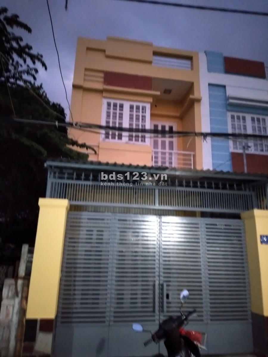 Nhà cho thuê nguyên căn, nhà đẹp vào ỏ ngay
