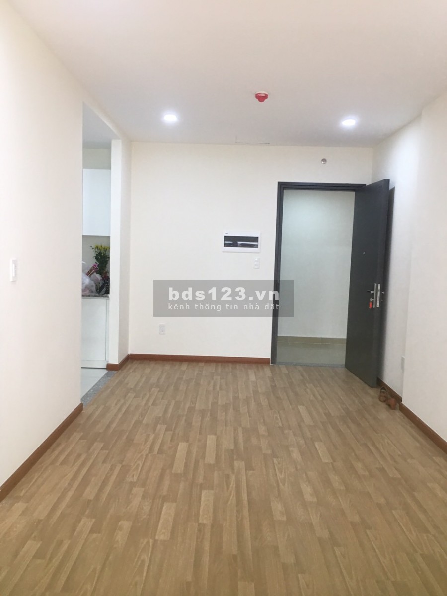 Cho thuê Diamond Riverside 2 phòng ngủ block A tầng 22 giá rẻ